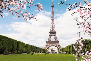 Frühling in Paris © Valerie Potapova-fotolia.com