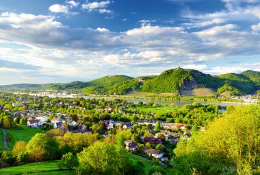 Blick auf Bonn und Rhein mit dem Siebengebirge © DZT/Francesco Carovillano